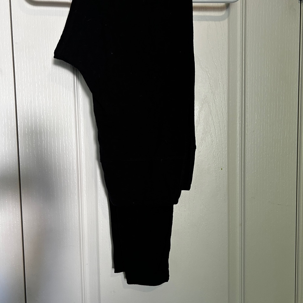 Encircled Black Leggings